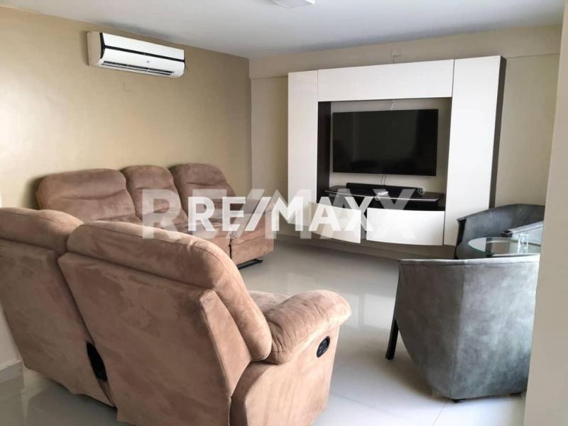 Casa en venta Urb. Villa Sol. Puerta Maraven