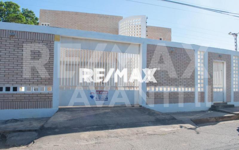 Casa en Venta, Urbanización Casacoima.