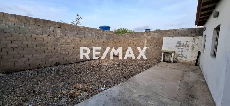 En Venta Casa o TownHouse Urbanizacion Campo Claro, Cardón, Carirubana, Falcón, 4154, VEN - Foto 7