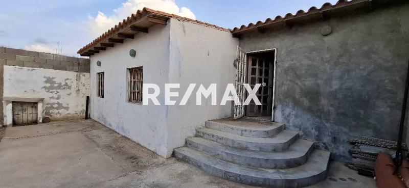 En Venta Casa o TownHouse Urbanizacion Campo Claro, Cardón, Carirubana, Falcón, 4154, VEN - Foto 8