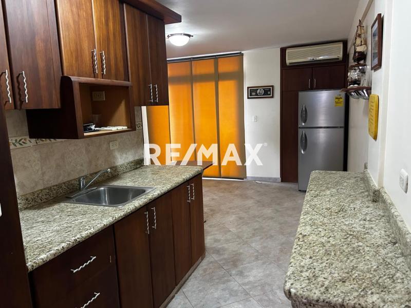 En Venta Apartamento R-3, Villa Marina, Los Taques, Falcón, VEN