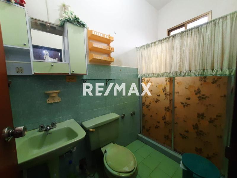 En Venta Casa o TownHouse Los Caciques, Punto Fijo, Municipio Carirubana del Estado Falcon, VEN.