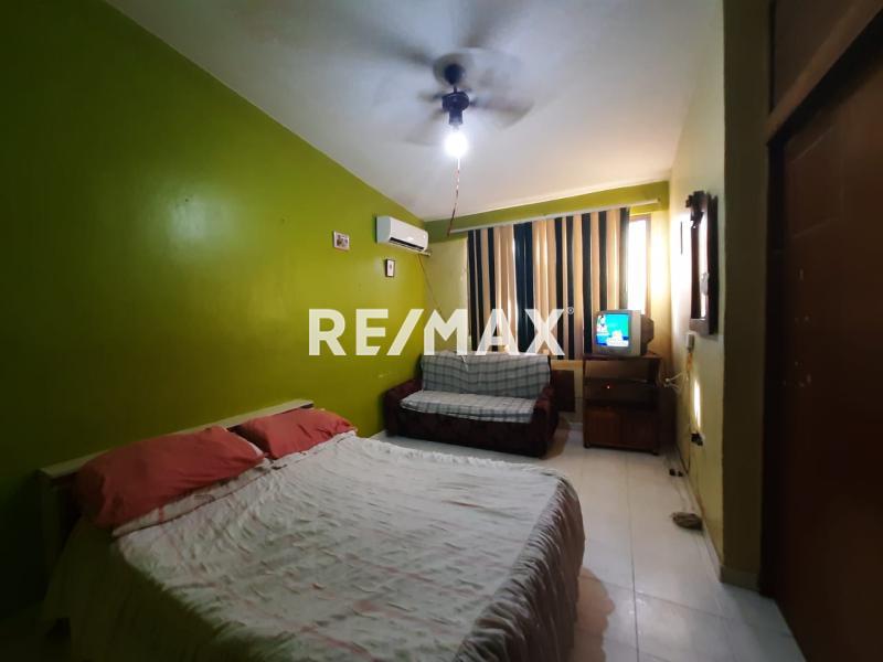 En Venta Casa o TownHouse Los Caciques, Punto Fijo, Municipio Carirubana del Estado Falcon, VEN.