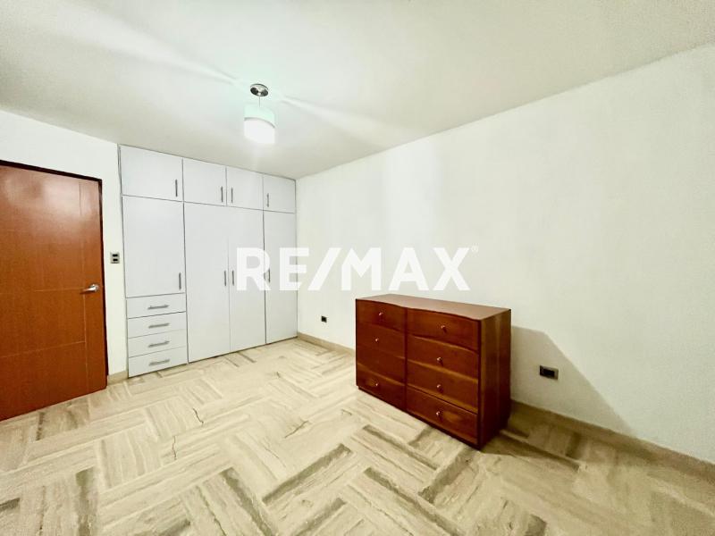 En Venta Casa o TownHouse Ave 27 de Febrero Casacoima