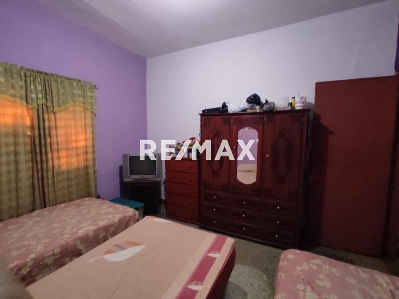 En Venta Casa o TownHouse Calle Libertad, Punto Fijo, Estado Falcón