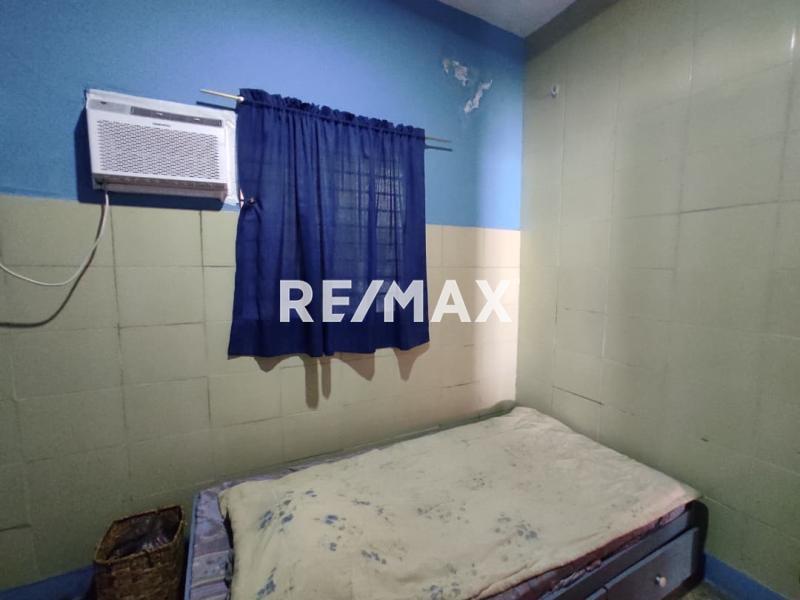 En Venta Casa o TownHouse Calle Libertad, Punto Fijo, Estado Falcón