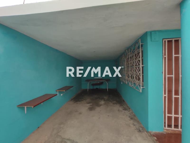 En Venta Casa o TownHouse Calle Libertad, Punto Fijo, Estado Falcón