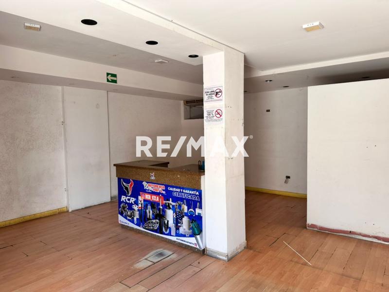 En Alquiler Local Comercial Calle Comercio, Carirubana, Punto Fijo, Carirubana, Falcón, 4102, VEN