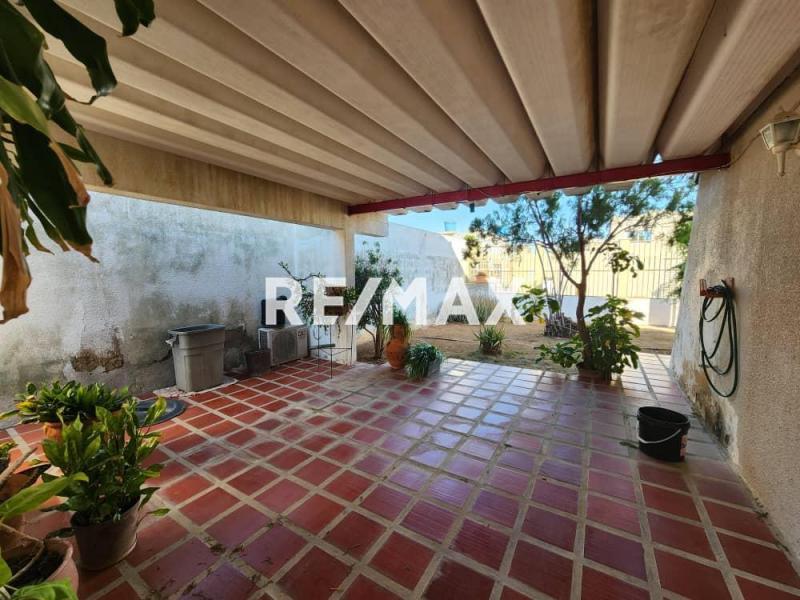 En Alquiler Casa o TownHouse Puerta Maraven, Cardón, Falcón, 4154, VEN