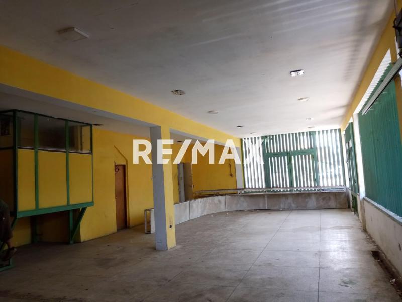 En Venta Edificio Calle Arismendi, Punto Fijo Municipio Carirubana, Estado Falcon. VEN