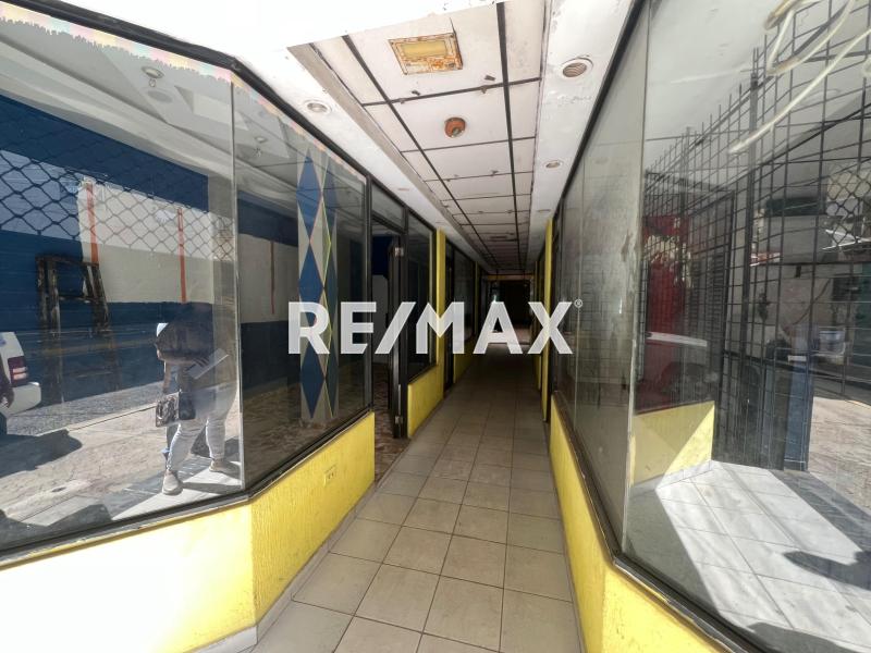 En Venta Edificio Calle Arismendi, Punto Fijo Municipio Carirubana, Estado Falcon. VEN