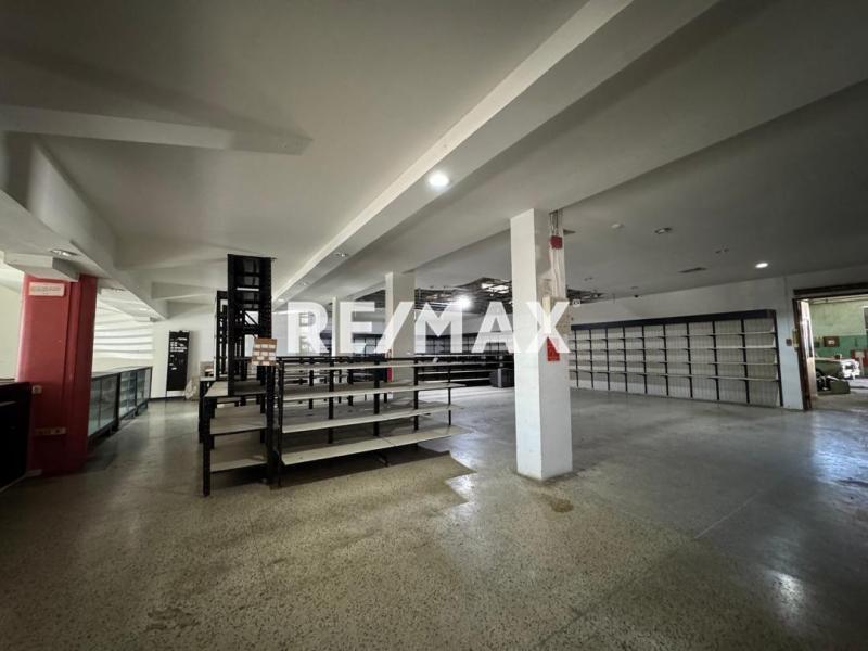 En Alquiler Local Industrial y Galpón Callejón Altagracia, Centro, Punto Fijo, Falcón, 4102, VEN