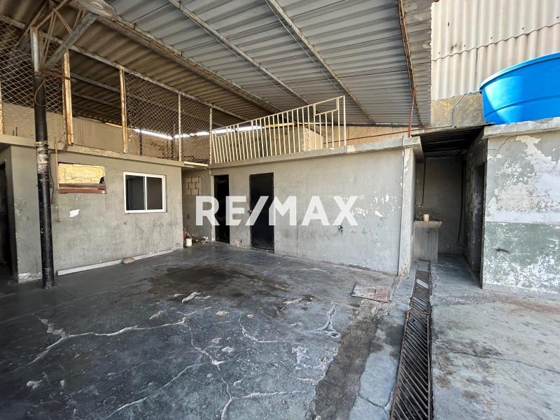 En Alquiler Local Industrial y Galpón Callejón Altagracia, Centro, Punto Fijo, Falcón, 4102, VEN