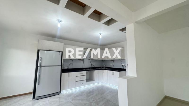 En Alquiler Casa o TownHouse Puerta Maraven