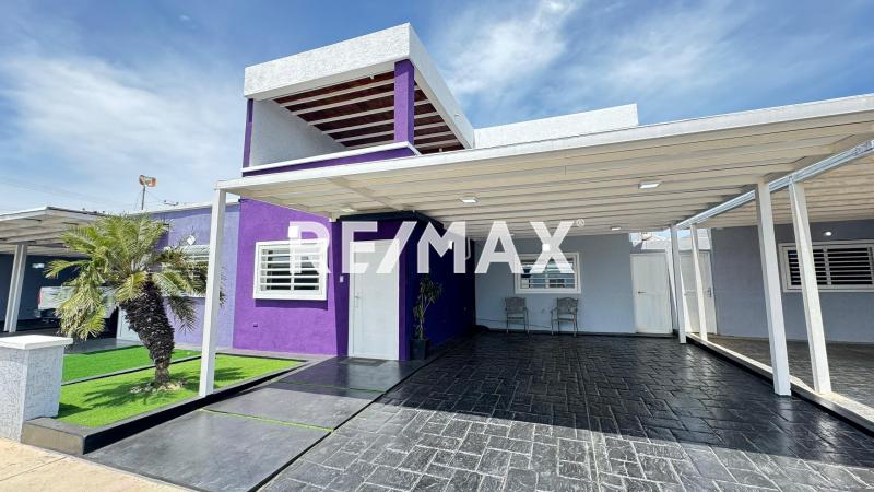 En Alquiler Casa o TownHouse Puerta Maraven