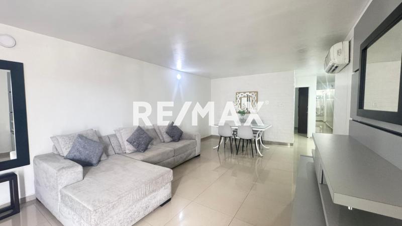 En Alquiler Casa o TownHouse Puerta Maraven