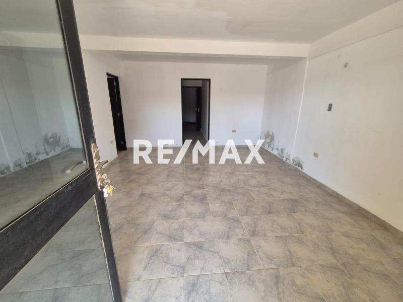 En Venta Local Industrial y Galpón Urb. Brisamar, Cardón, Falcón, 4154, VEN