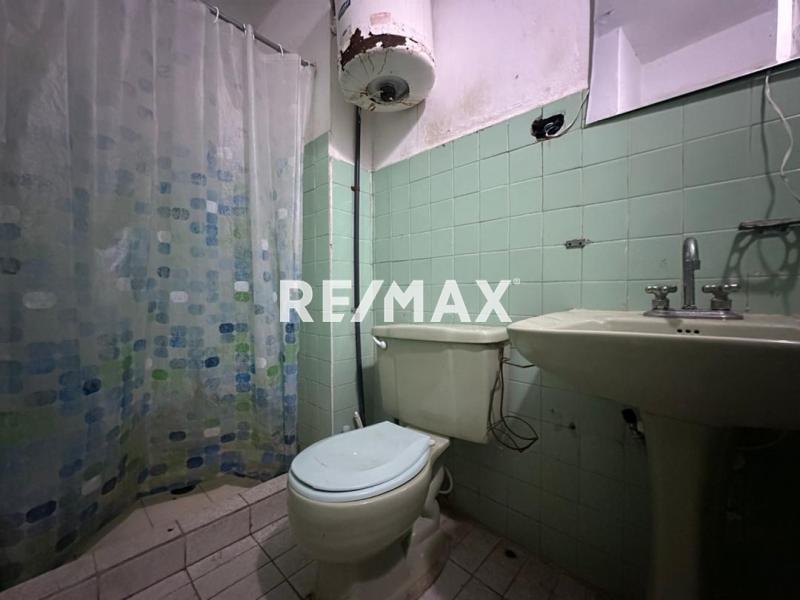 En Venta Apartamento Avenida Girardot, Centro, Punto Fijo, Falcón, 4102, VEN