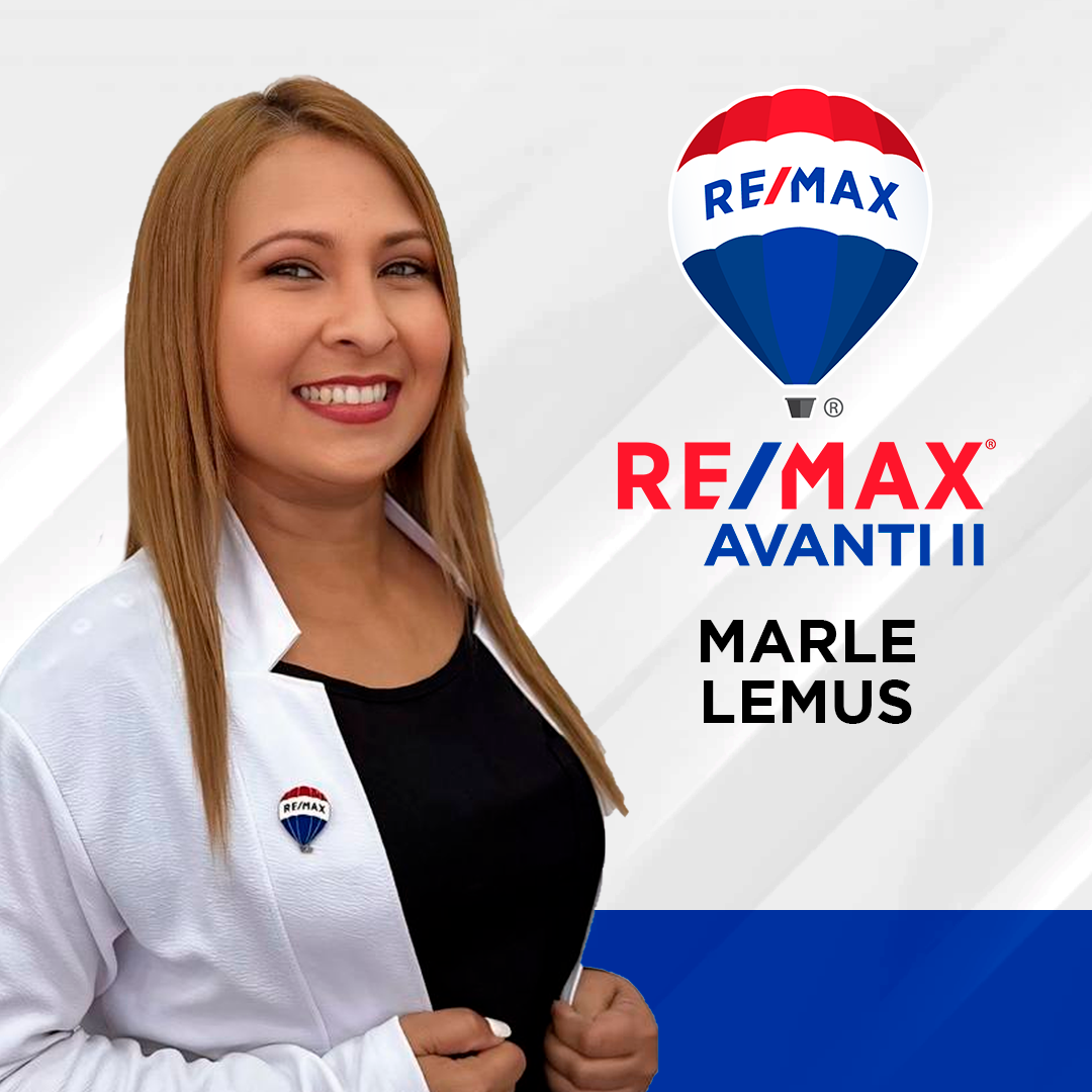 En Alquiler Local Comercial Av. Girardot C.C. Punto Fijo Plazas, Punto Fijo, Municipio Carirubana del Estado Falcon, Venezuela.