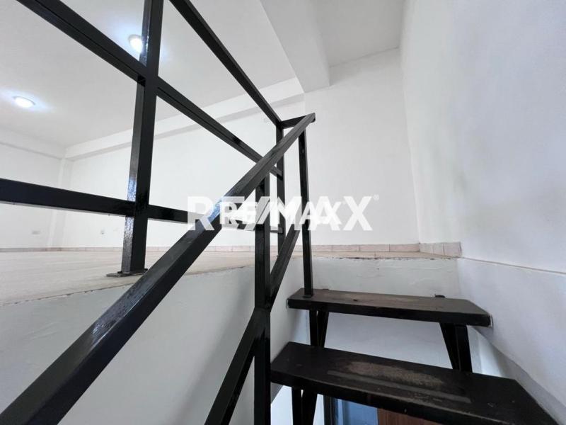 En Alquiler Local Comercial Av. Jacinto Lara