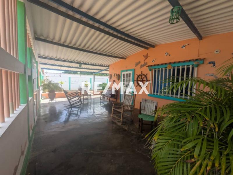 En Venta Casa o TownHouse Adicora, Falcón, 4142, VEN