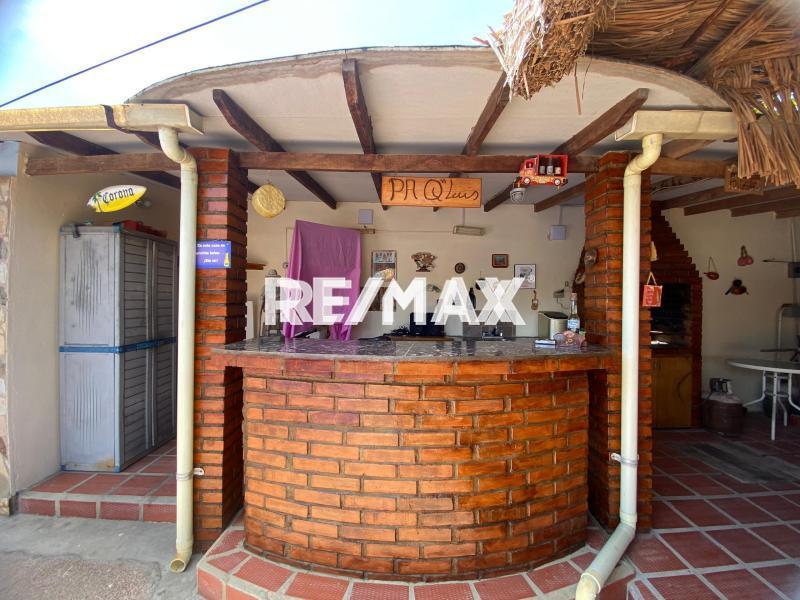 En Venta Casa o TownHouse Adicora, Falcón, 4142, VEN