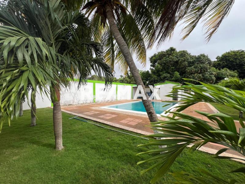 En Venta Casa o TownHouse Adicora, Falcón, 4142, VEN