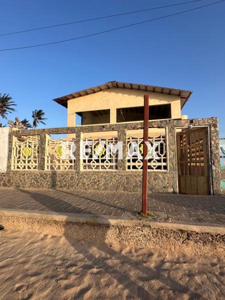 En Venta Casa o TownHouse Adicora, Falcón, 4142, VEN