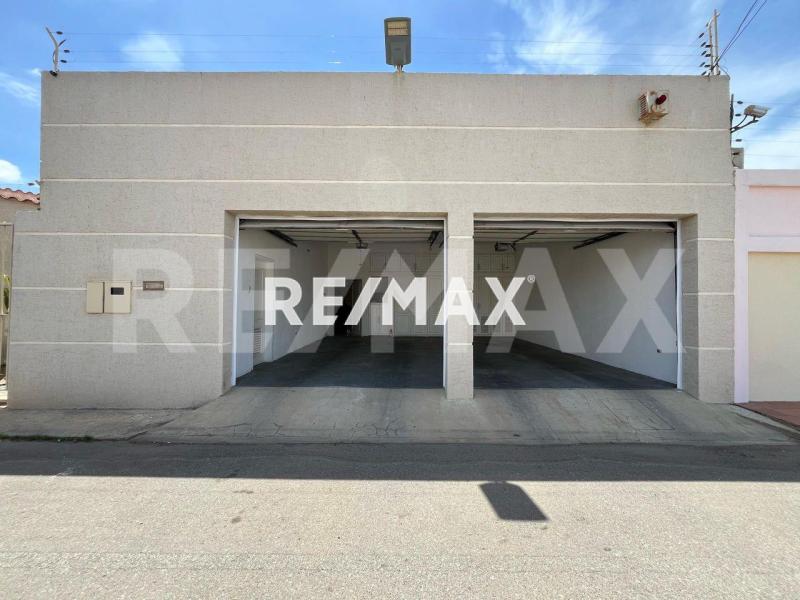 En Venta Casa o TownHouse Puerta Maraven, Cardón, Falcón, 4154, VEN