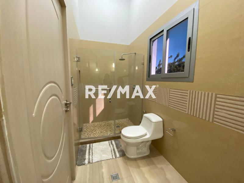 En Venta Casa o TownHouse Avenida 11, Puerta Maraven, Cardón, Falcón, 4154, VEN