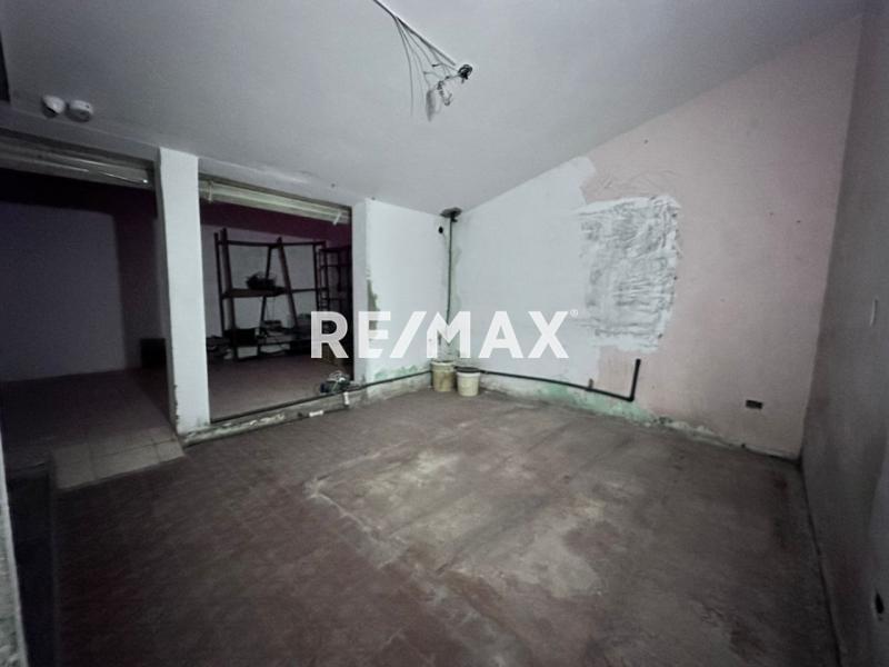 En Alquiler Local Comercial Cc Galerías paraguana, Puerta maraven