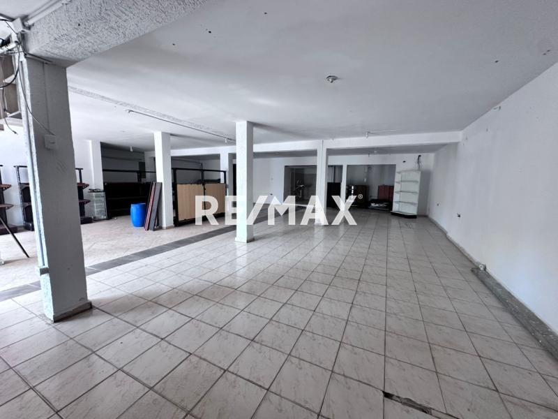 En Alquiler Local Comercial Avenida Ollarvides, Puerta Maraven, Cardón, Falcón, 4154, VEN