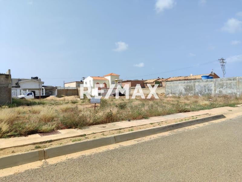 En Venta Terreno y Parcela Puerta Maraven, Cardón, Falcón, 4154, VEN