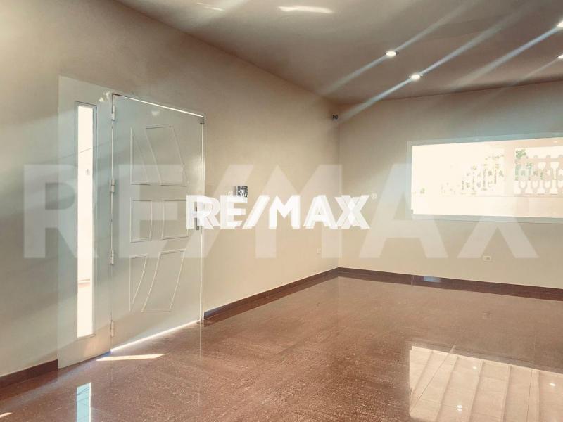 En Alquiler Casa o TownHouse Urbanización Casacoima.