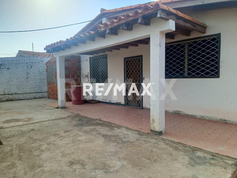 En Venta Casa o TownHouse Calle Alta Vista, Santa Irene, Punto Fijo, Carirubana, Punta Cardón, Falcón, 4102, VEN