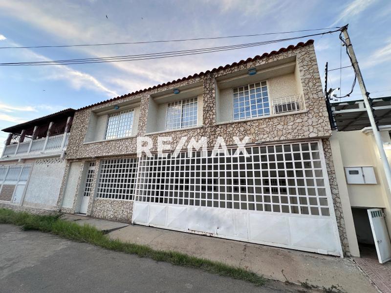 En Venta Casa o TownHouse Calle Alta Vista, Santa Irene, Punto Fijo, Carirubana, Punta Cardón, Falcón, 4102, VEN