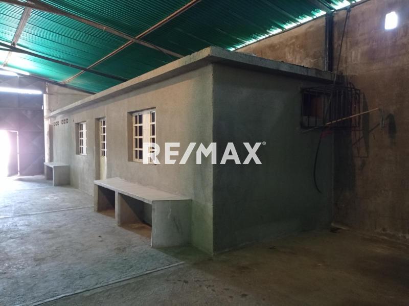 En Alquiler Local Industrial y Galpón Sector Ezequiel Zamora, Punto Fijo, Carirubana, Falcón, 4102, VEN