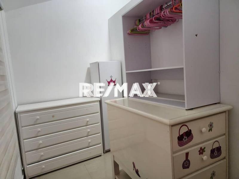 En Venta Casa o TownHouse URB LAS VIRTUDES