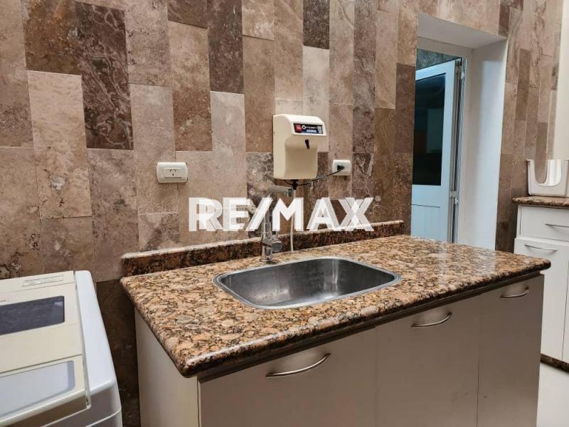 En Venta Casa o TownHouse URB LAS VIRTUDES