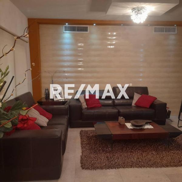 En Venta Casa o TownHouse URB LAS VIRTUDES