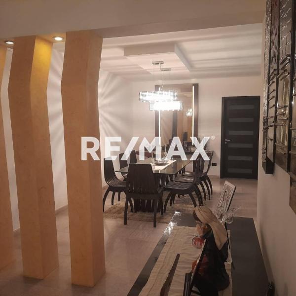 En Venta Casa o TownHouse URB LAS VIRTUDES