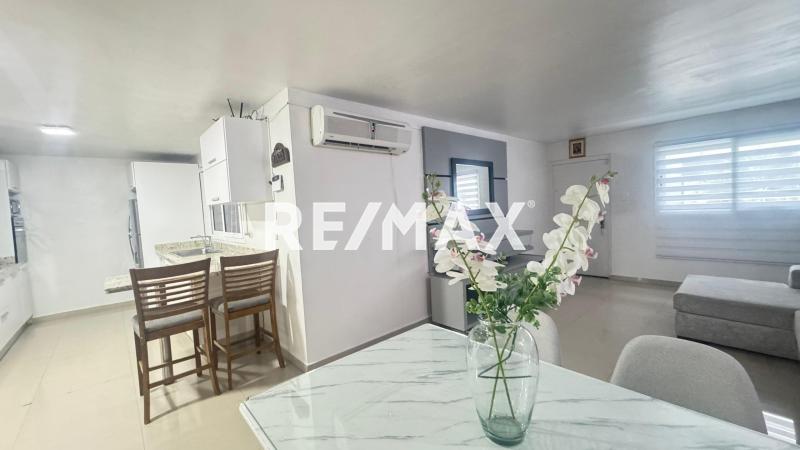 En Alquiler Casa o TownHouse Urb. Bahimar puerta Maraven