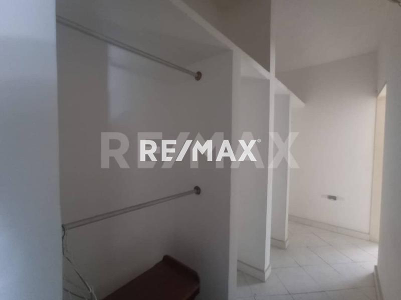 En Alquiler Casa o TownHouse Av. Principal de Bella Vista, Punto Fijo Estado Falcon