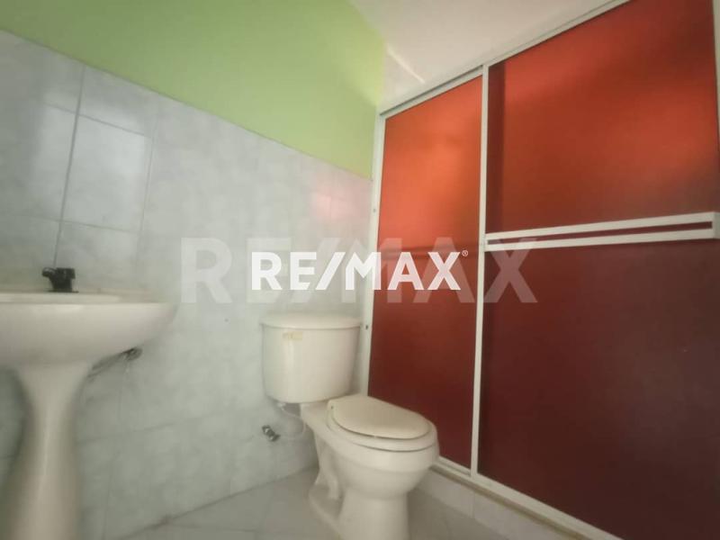 En Alquiler Casa o TownHouse Av. Principal de Bella Vista, Punto Fijo Estado Falcon