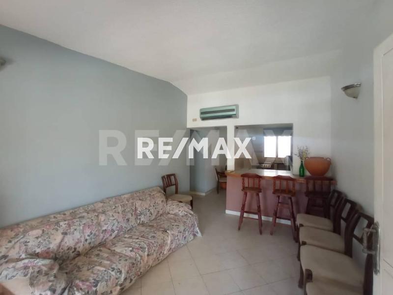 En Alquiler Casa o TownHouse Av. Principal de Bella Vista, Punto Fijo Estado Falcon