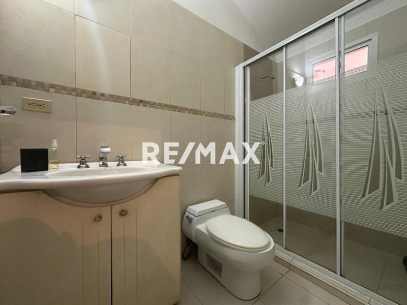 En Alquiler Casa o TownHouse Av. Principal de Bella Vista, Punto Fijo Estado Falcon