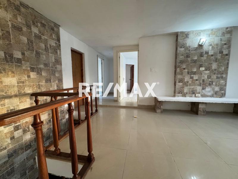 En Venta Casa o TownHouse Avenida Ollarvides, Puerta Maraven, Cardón, Falcón, 4167, VEN