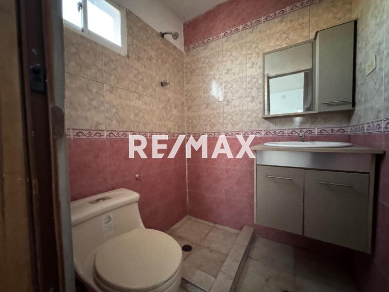 En Venta Casa o TownHouse Avenida Ollarvides, Puerta Maraven, Cardón, Falcón, 4167, VEN