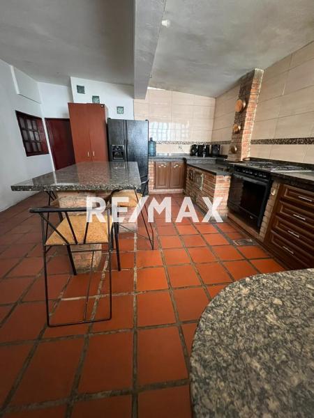 En Alquiler Casa o TownHouse Urb Zaraboncito Sector Maraven