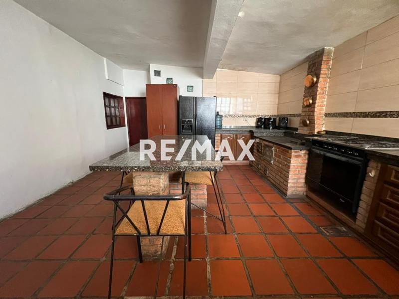 En Alquiler Casa o TownHouse Urb Zaraboncito Sector Maraven